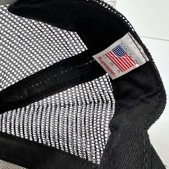 Supreme Strawberry Mesh Back 5-panel Black Cap Hat SS17 - Picture 13 of 13